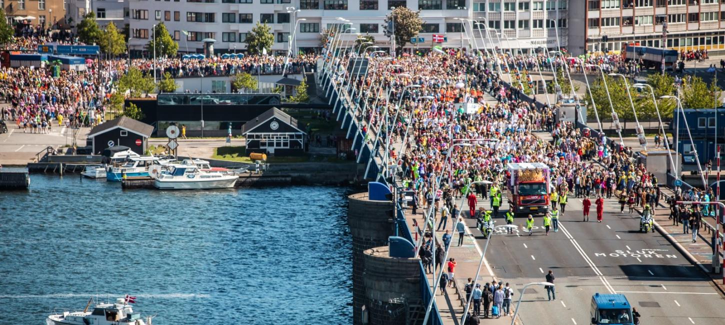 Aalborg Karneval på Limfjordsbroen