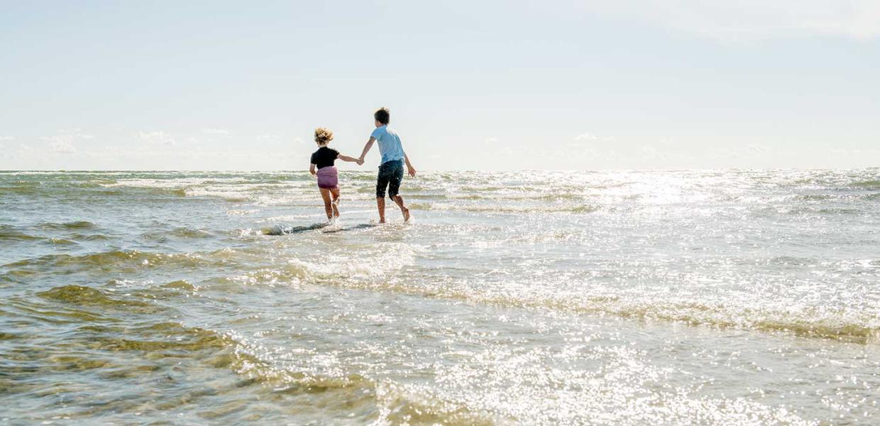 Børn på strand