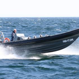 Racerbåd fra RIB IT i Limfjorden ved Aalborg