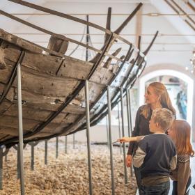 Familie på Kystmuseet Bangsbo